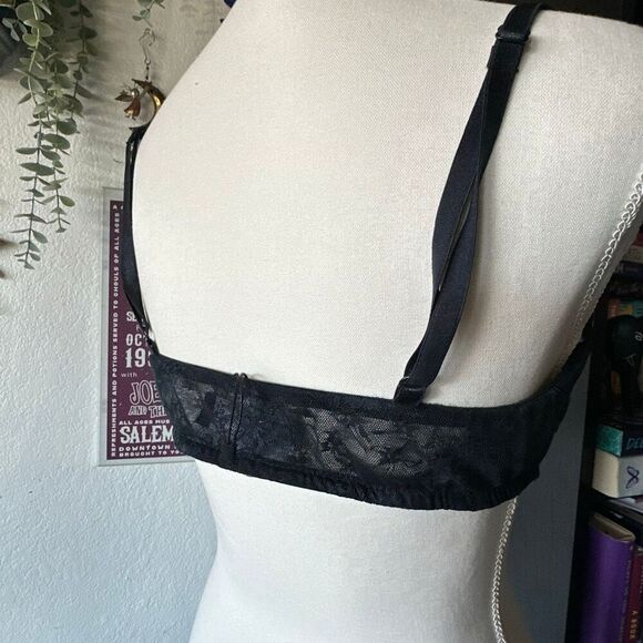 Lioness Size XL navy blue Lace Bralette NWOT - Picture 4 of 4